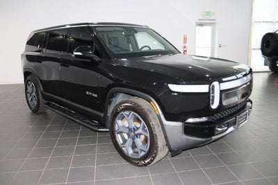 2024 RIVIAN R1S Adventure