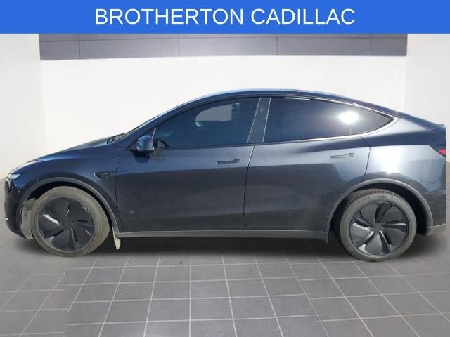 2026 Tesla Model Y Base