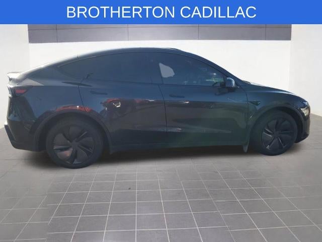 2026 Tesla Model Y Base