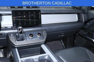 2025 Land Rover Defender V8