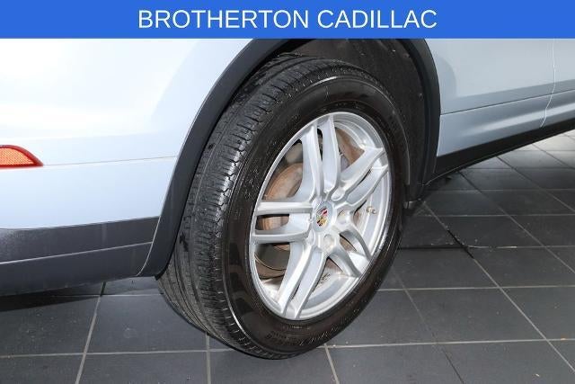 2016 Porsche Cayenne Base