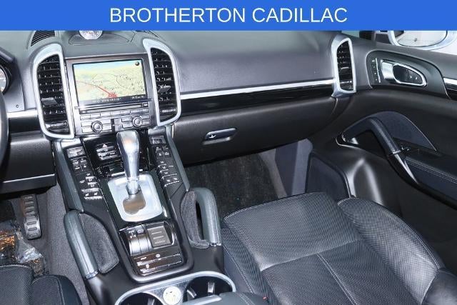 2016 Porsche Cayenne Base