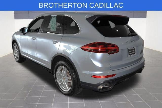 2016 Porsche Cayenne Base