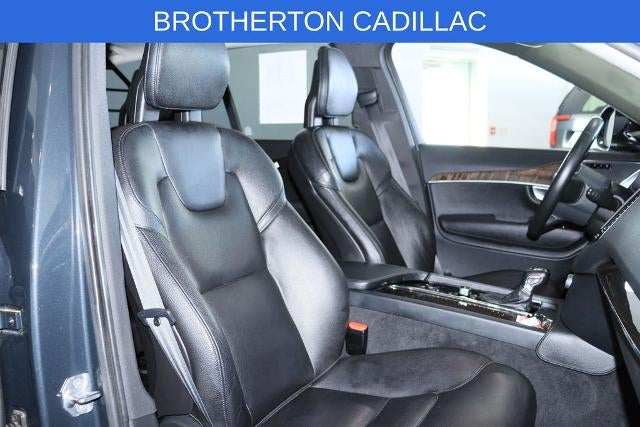 2017 Volvo XC90 Momentum