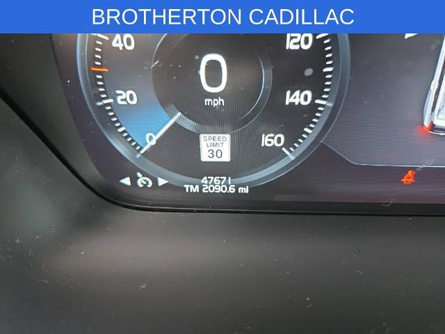2017 Volvo XC90 Momentum