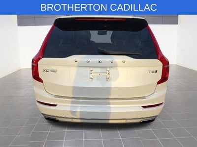 2017 Volvo XC90 Momentum